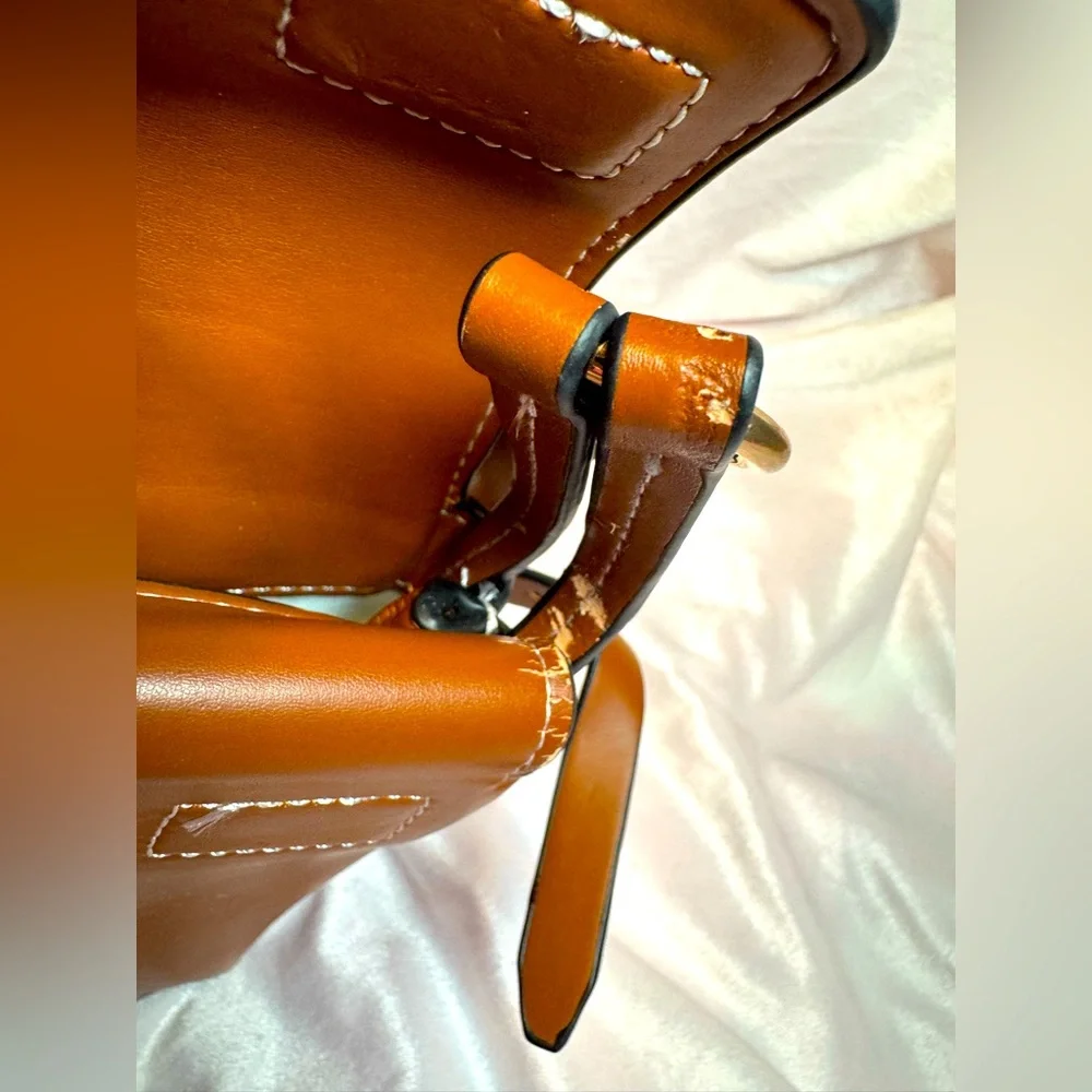 Tory Burch Crossbody Miller Bag Aged Camello Leather Logo Flap Discontinued Rare - Picture 9 of 13